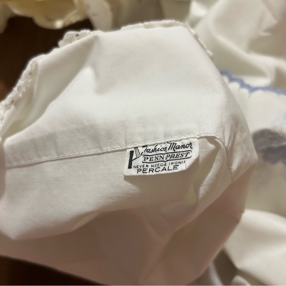 Vintage Pillowcase bundle - Picture 6 of 9